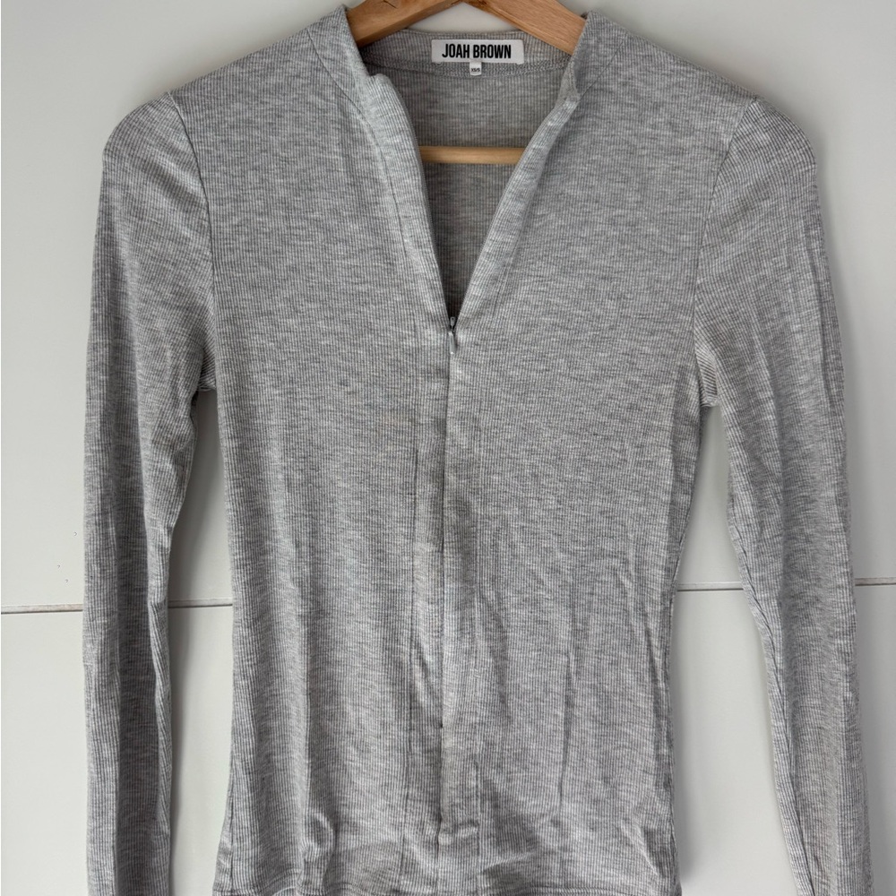 Joah Brown Light Gray Ribbed Long Sleeve